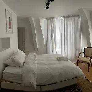  Apartment Duplex Dernier Etage Avec Terasse A Deux Pas De La Grand Place